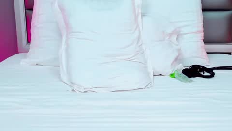 rachel_quinn_ online show from 03.10.25