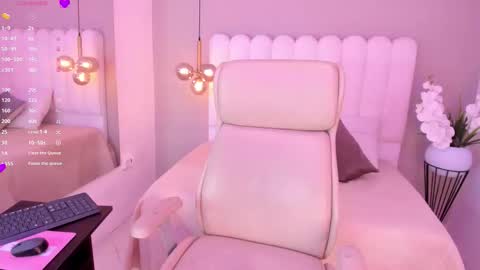 Mariana online show from 02.06.26