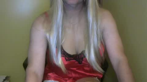 RachelCrossXO online show from 06.11.26