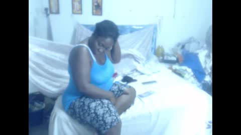 Snapshot of rachelexoticgirl chatting on 10.11.25 rachelexoticgirl online show from 10.11.25