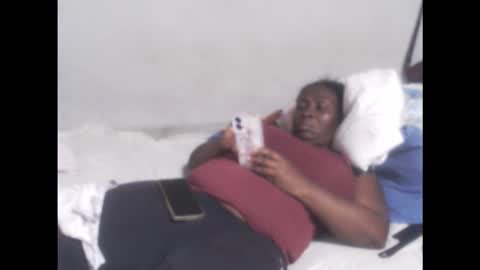 Snapshot of rachelexoticgirl chatting on 12.01.25 rachelexoticgirl online show from 12.01.25