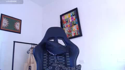 Snapshot of rachell_420 chatting on 12.04.25 rachell_420 online show from 12.04.25