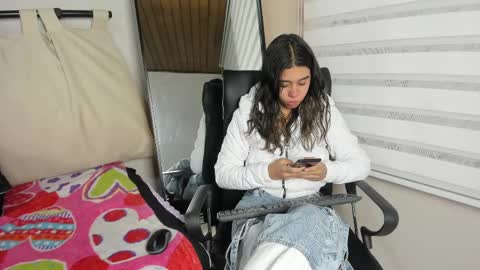 Snapshot of rachell_criss chatting on 02.09.25 Rachell online show from 02.09.25