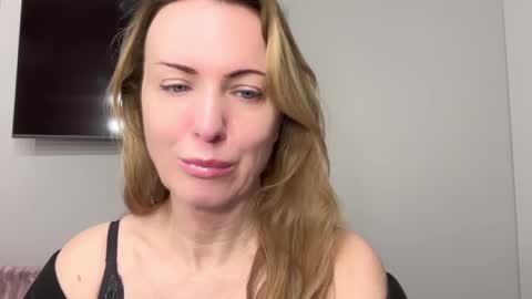 Rachel online show from 02.15.25