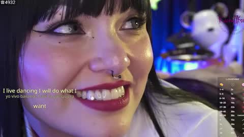 Snapshot of rachellkors_ chatting on 09.10.25 rachellk online show from 09.10.25