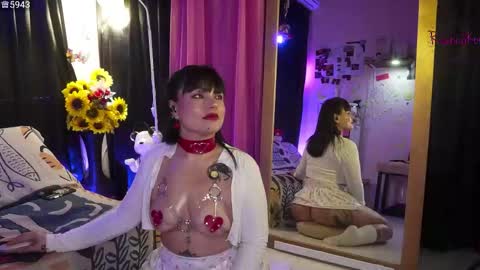 Snapshot of rachellkors_ chatting on 02.03.26 rachellk online show from 02.03.26