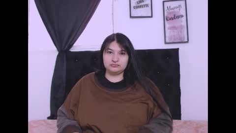 Snapshot of radiantgoddes chatting on 10.11.25 radiantgoddes online show from 10.11.25