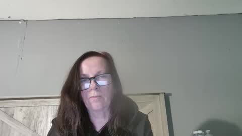 Radiant Peach Goddess online show from 02.16.25