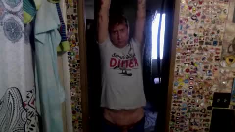 RadSkaterX online show from 04.22.26