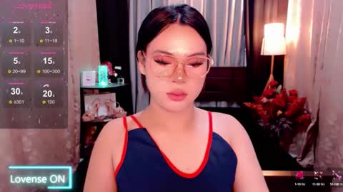 Snapshot of raeganclinton chatting on 09.10.25 raeganclinton online show from 09.10.25