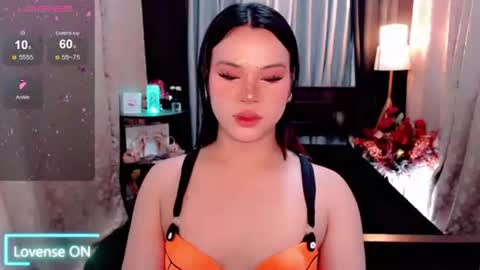 Snapshot of raeganclinton chatting on 09.16.25 raeganclinton online show from 09.16.25