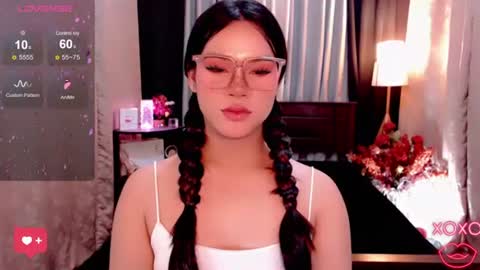 Snapshot of raeganclinton chatting on 09.28.25 raeganclinton online show from 09.28.25