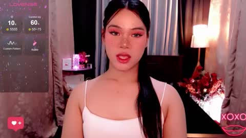 Snapshot of raeganclinton chatting on 09.30.25 raeganclinton online show from 09.30.25