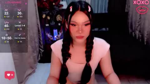 Snapshot of raeganclinton chatting on 10.31.25 raeganclinton online show from 10.31.25