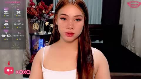 Snapshot of raeganclinton chatting on 12.01.25 raeganclinton online show from 12.01.25