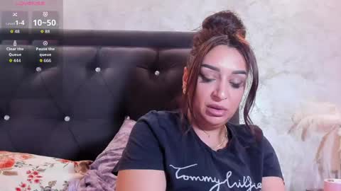 raelledarkstar online show from 04.17.26