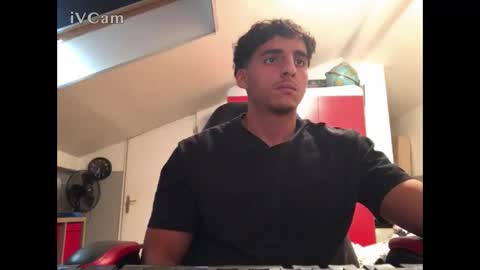 Snapshot of raes69 chatting on 10.07.25 raes online show from 10.07.25