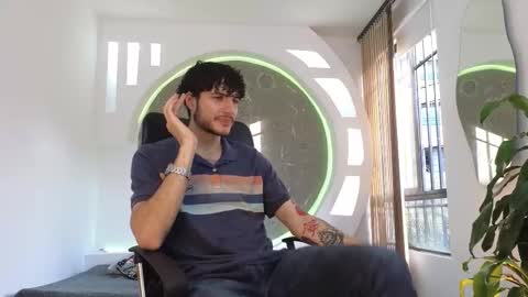 R A F A E L online show from 09.15.25