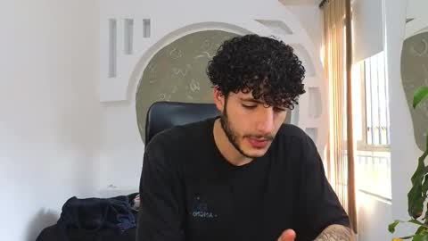 R A F A E L online show from 09.21.25