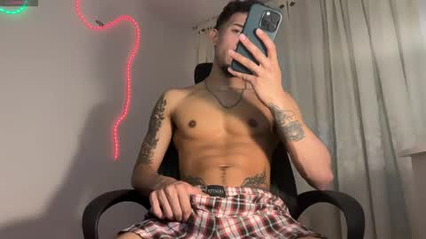 Snapshot of rafael_stone1 chatting on 04.16.26 NEW IG online show from 04.16.26