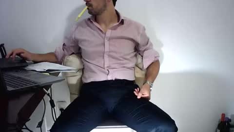 Snapshot of rafaelssk chatting on 03.20.26 elenacam online show from 03.20.26