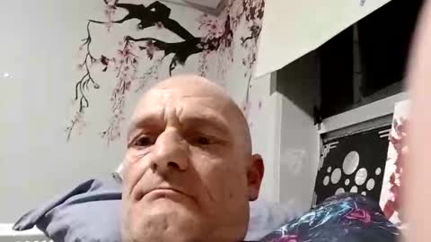 Snapshot of ragingzef69 chatting on 11.21.25 Bigthickdickinvic online show from 11.21.25