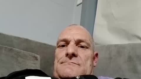 Snapshot of ragingzef69 chatting on 11.28.25 Bigthickdickinvic online show from 11.28.25