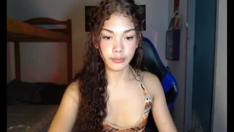 Snapshot of raiinddroopss chatting on 08.03.26 moon online show from 08.03.26