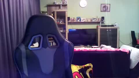 Snapshot of raimondo32 chatting on 12.02.24 Raimondo te Paste online show from 12.02.24