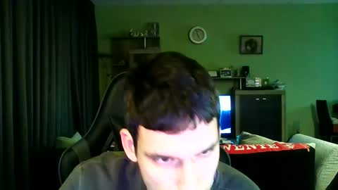 Snapshot of raimondo32 chatting on 01.09.25 Raimondo te Paste online show from 01.09.25