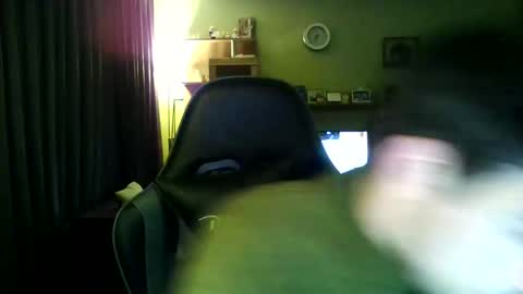 Snapshot of raimondo32 chatting on 01.27.25 Raimondo te Paste online show from 01.27.25