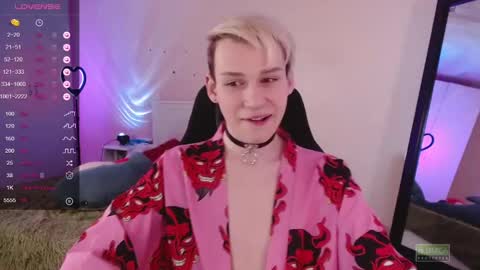 Snapshot of rainbow__salt chatting on 12.02.24 Mike online show from 12.02.24