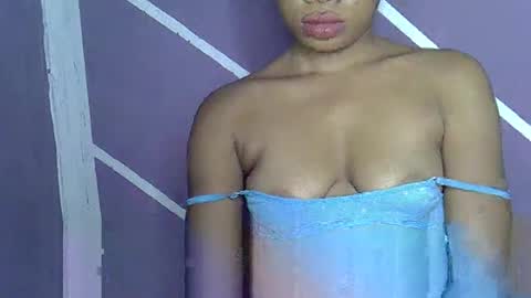 Snapshot of rainbow_baby26 chatting on 09.17.25 rainbow baby26 online show from 09.17.25