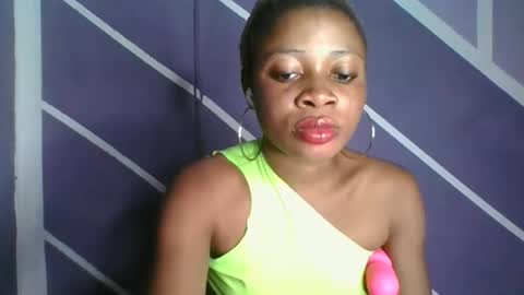 Snapshot of rainbow_baby26 chatting on 10.06.25 rainbow baby26 online show from 10.06.25