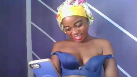 Snapshot of rainbow_baby26 chatting on 10.30.25 rainbow baby26 online show from 10.30.25