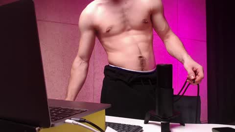 Snapshot of rainbow_farmer_james chatting on 12.06.24 Rainbow James online show from 12.06.24