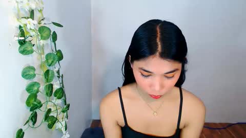 Snapshot of raindrizzle1706 chatting on 11.29.25 raindrizzle1706 online show from 11.29.25