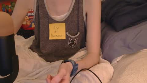 RainyDayEm online show from 07.11.26