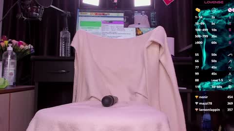 Laura online show from 01.09.25