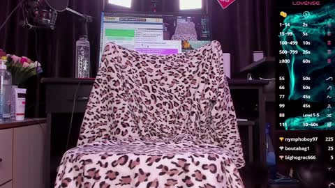 Laura online show from 01.19.25