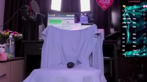 Laura online show from 02.17.25