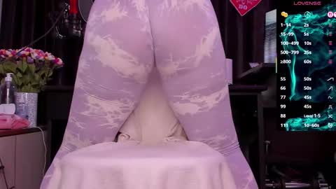 Laura online show from 12.03.25