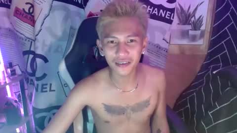 Snapshot of ralfhuge24 chatting on 09.26.25 ralfhuge24 online show from 09.26.25