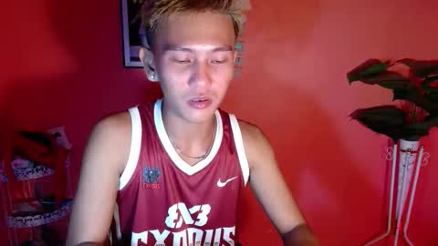 Snapshot of ralfhuge24 chatting on 10.17.25 ralfhuge24 online show from 10.17.25