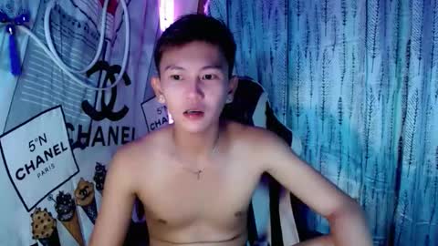 Snapshot of ralfhuge24 chatting on 12.02.25 ralfhuge24 online show from 12.02.25