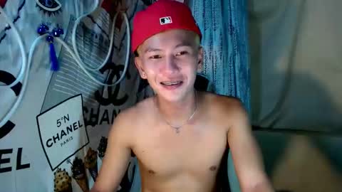 Snapshot of ralfhuge24 chatting on 12.04.25 ralfhuge24 online show from 12.04.25