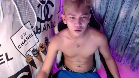 ralfhuge24 online show from 12.23.25