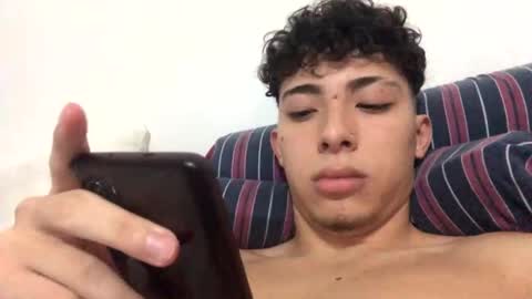 Snapshot of ramiroo2312 chatting on 02.16.25 ramiroo2312 online show from 02.16.25