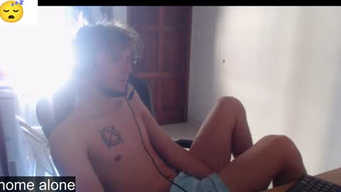 Snapshot of ramisexyloveyou chatting on 01.29.25 Ramiro online show from 01.29.25