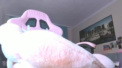 Snapshot of ramona_terner chatting on 03.10.25 Ramona terner online show from 03.10.25